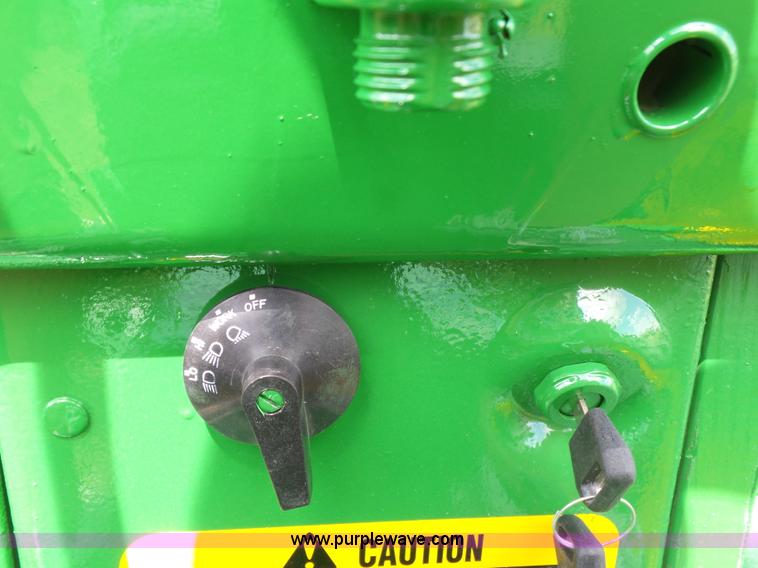 image for item K7081 John Deere 4520 tractor