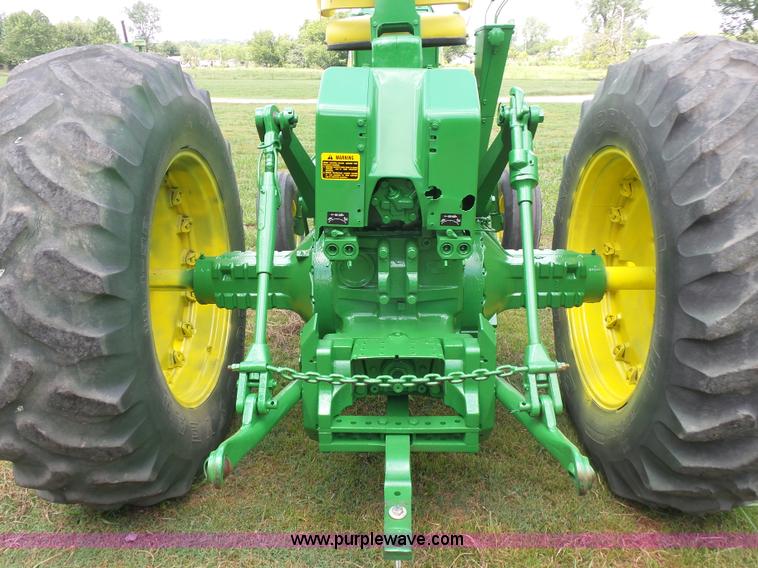 image for item K7081 John Deere 4520 tractor