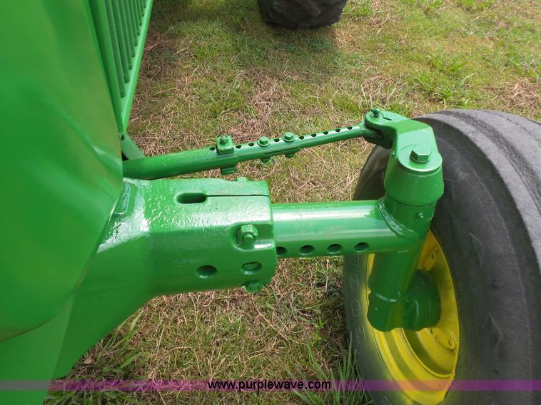 image for item K7081 John Deere 4520 tractor