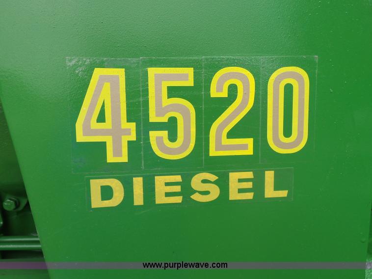 image for item K7081 John Deere 4520 tractor