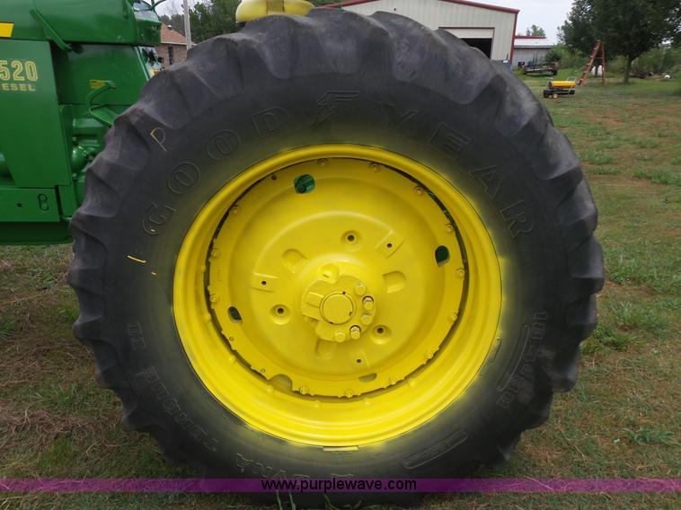 image for item K7081 John Deere 4520 tractor