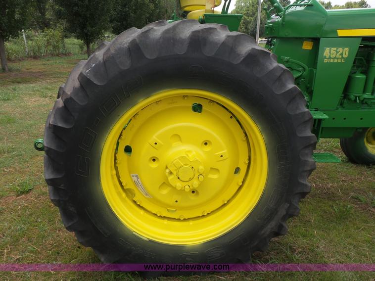 image for item K7081 John Deere 4520 tractor