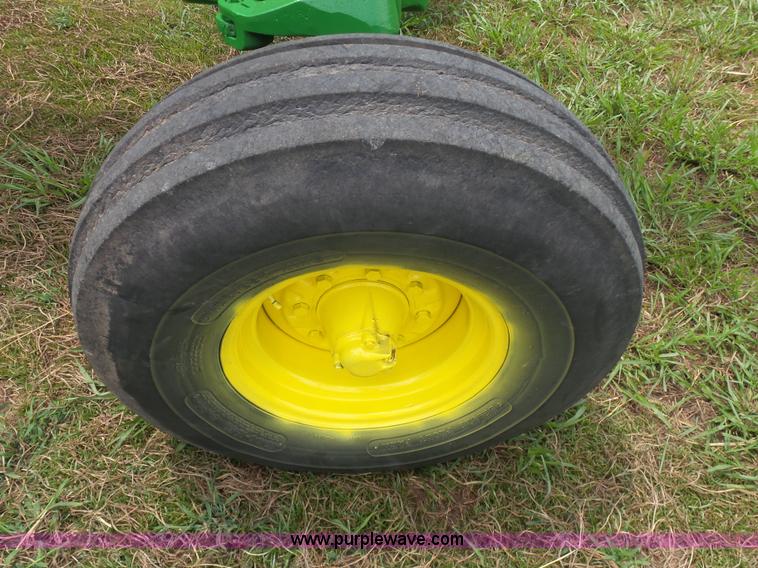 image for item K7081 John Deere 4520 tractor