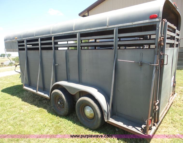 image for item L4935 1982 Bonanza livestock trailer