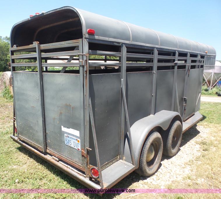 image for item L4935 1982 Bonanza livestock trailer