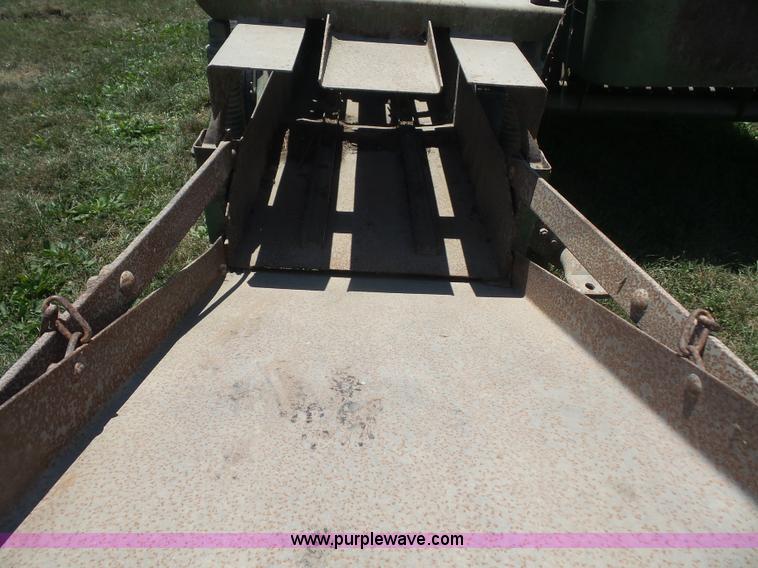 image for item L4936 John Deere 14T small square baler