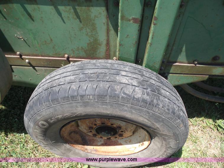 image for item L4936 John Deere 14T small square baler