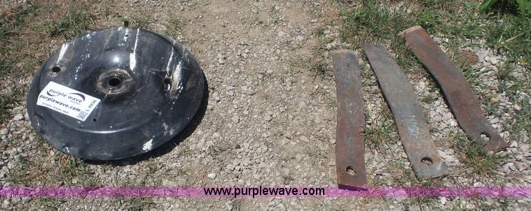 image for item L4938 Bush Hog 2615 parts