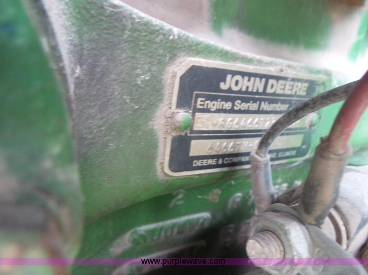 image for item L4940 1982 John Deere 7720 RWA combine