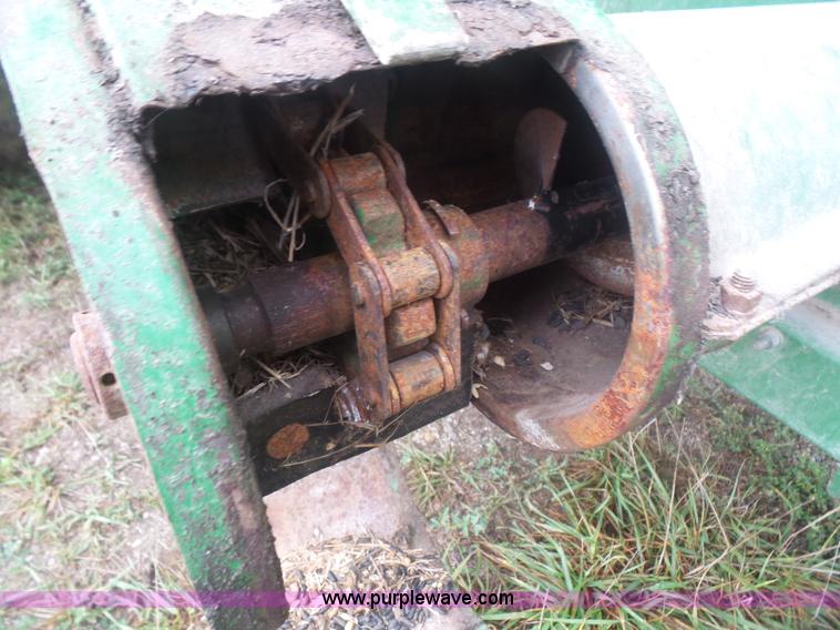 image for item L4940 1982 John Deere 7720 RWA combine