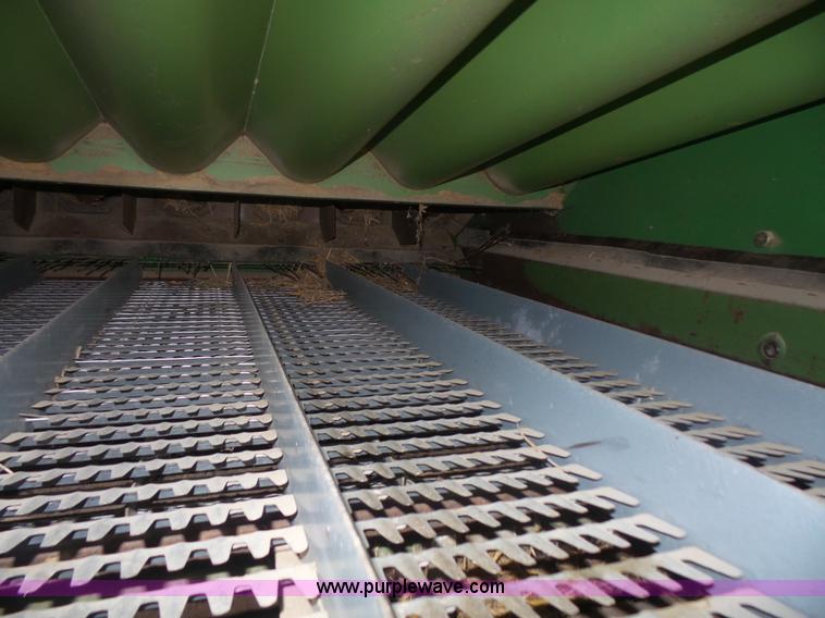 image for item L4940 1982 John Deere 7720 RWA combine