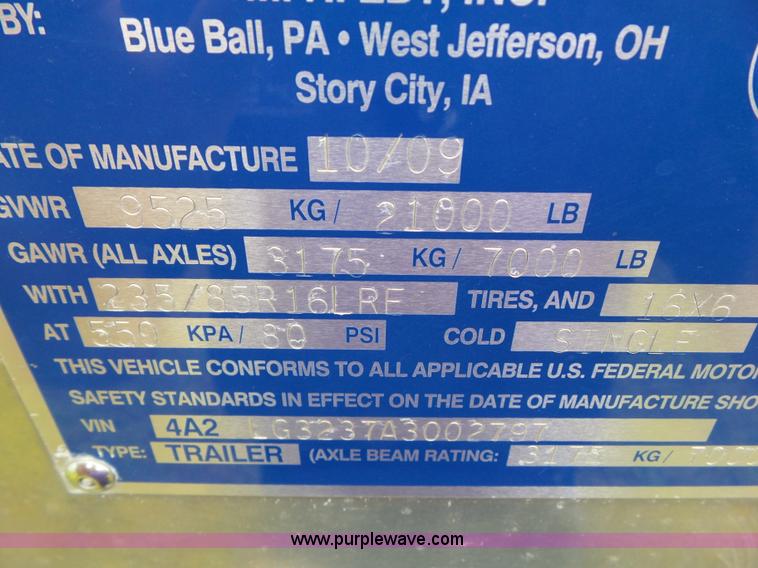 image for item L5508 2010 Eby Wrangler livestock trailer