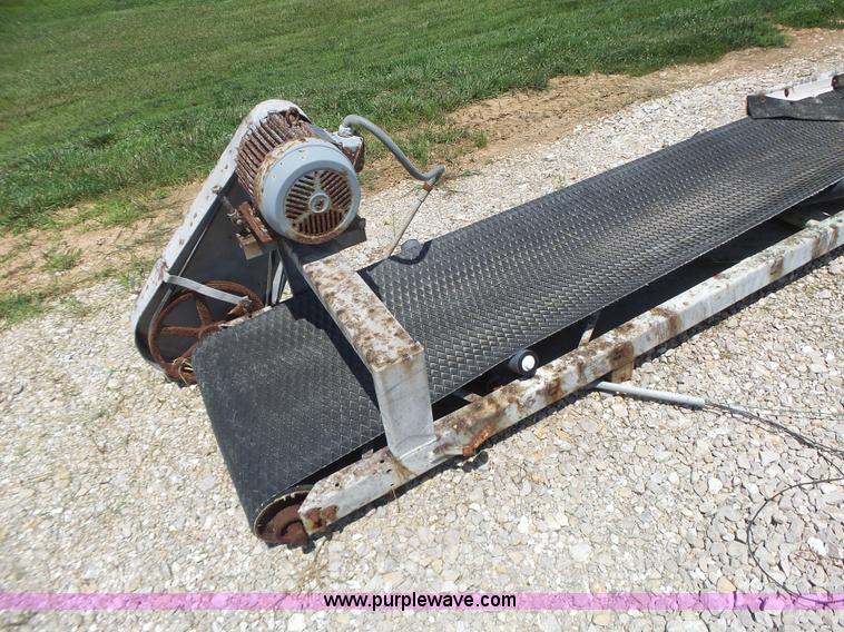 image for item L6207 Doyle fertilizer mixer scale and conveyor