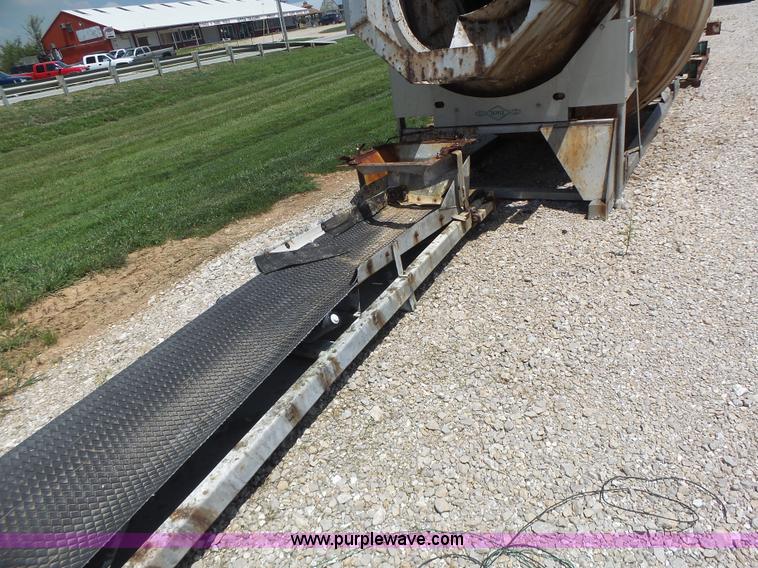 image for item L6207 Doyle fertilizer mixer scale and conveyor