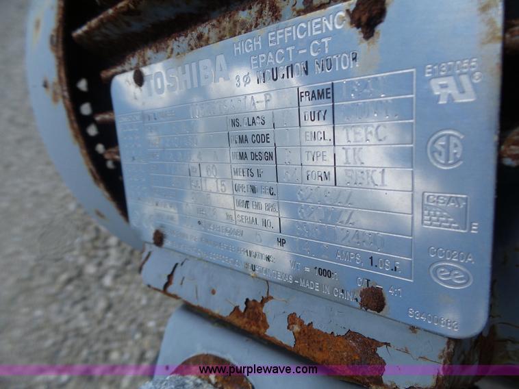 image for item L6207 Doyle fertilizer mixer scale and conveyor