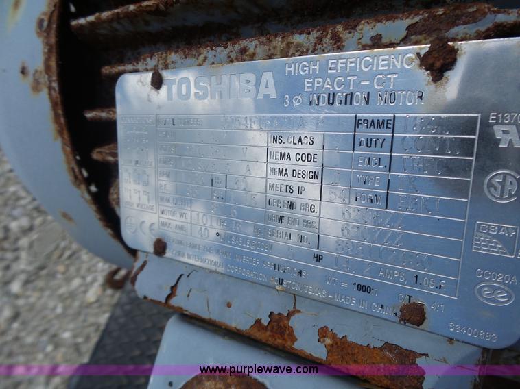 image for item L6207 Doyle fertilizer mixer scale and conveyor