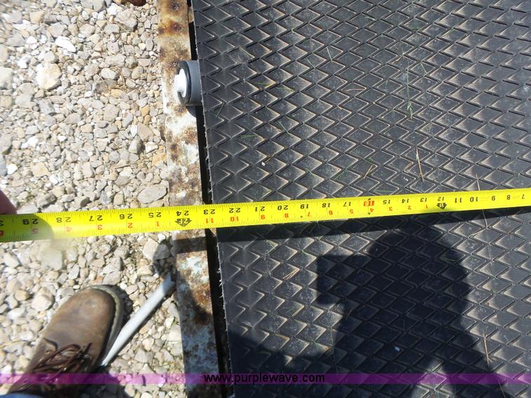 image for item L6207 Doyle fertilizer mixer scale and conveyor