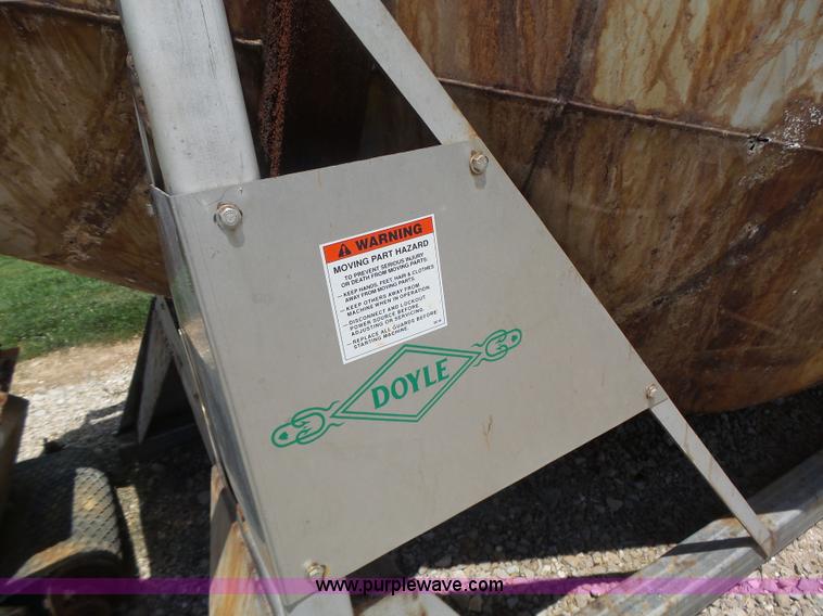 image for item L6207 Doyle fertilizer mixer scale and conveyor