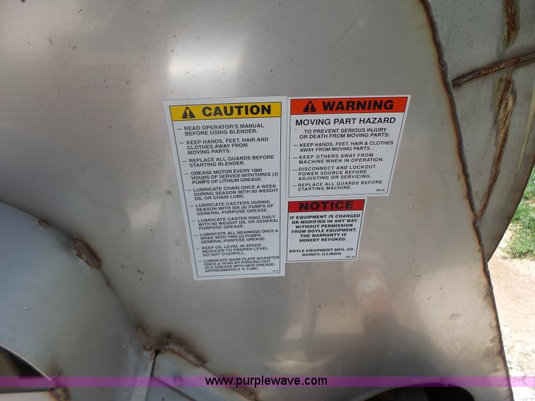 image for item L6207 Doyle fertilizer mixer scale and conveyor