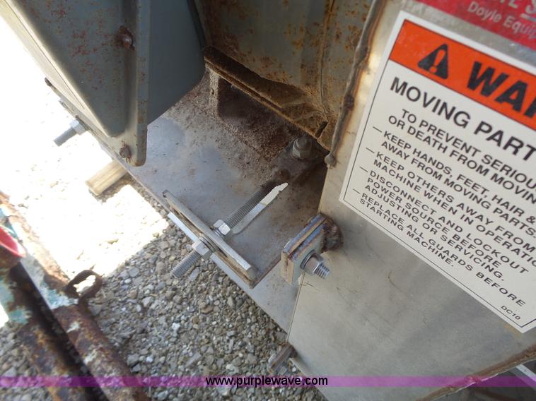 image for item L6207 Doyle fertilizer mixer scale and conveyor