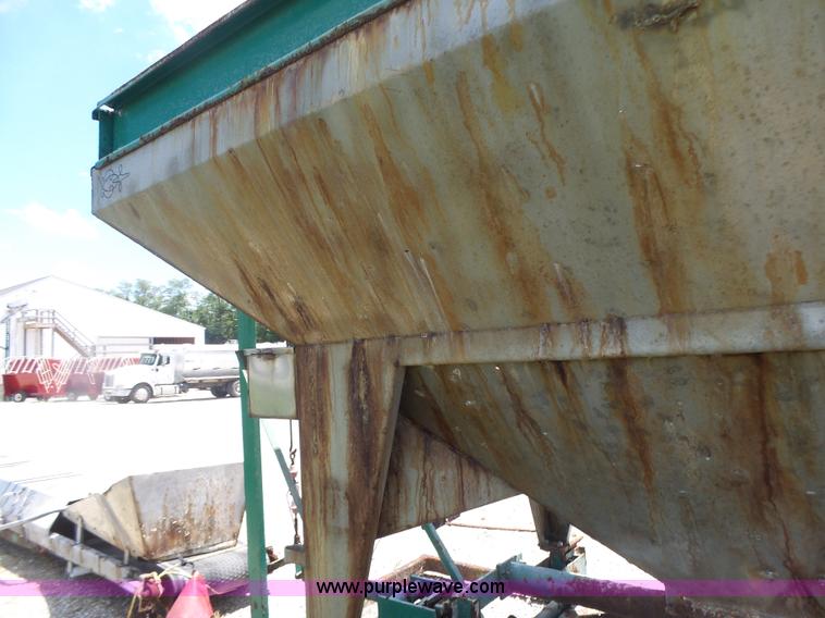 image for item L6207 Doyle fertilizer mixer scale and conveyor