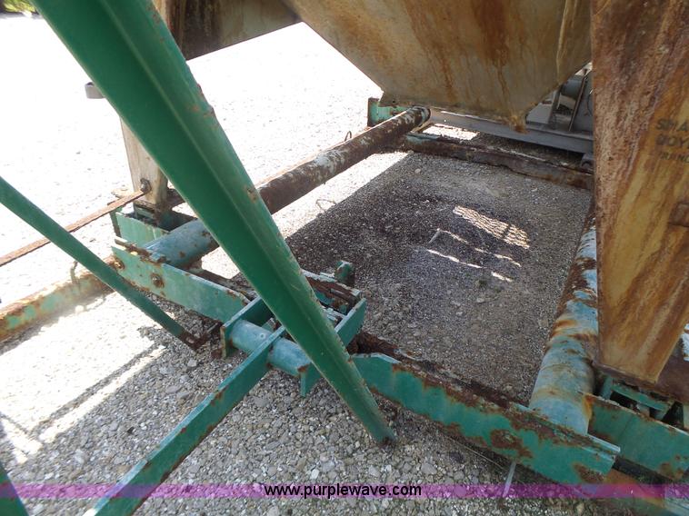 image for item L6207 Doyle fertilizer mixer scale and conveyor