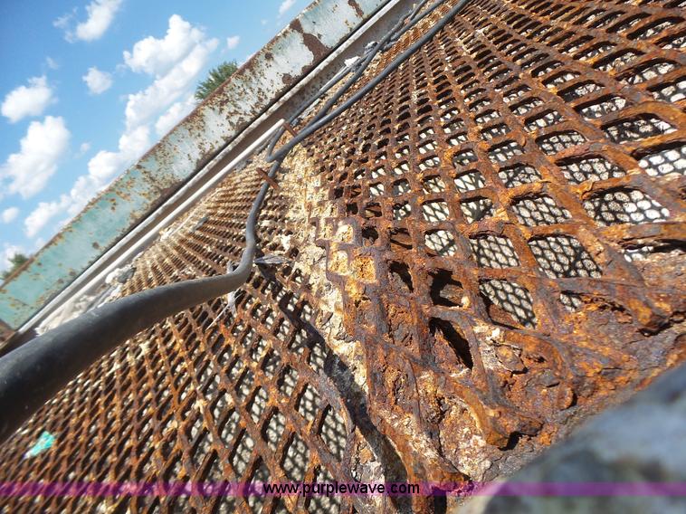 image for item L6207 Doyle fertilizer mixer scale and conveyor