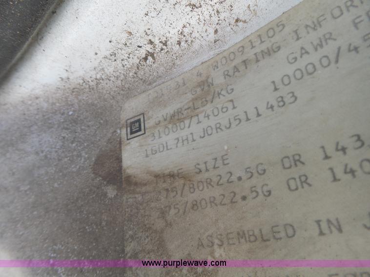 image for item L6212 1994 GMC TopKick tender truck