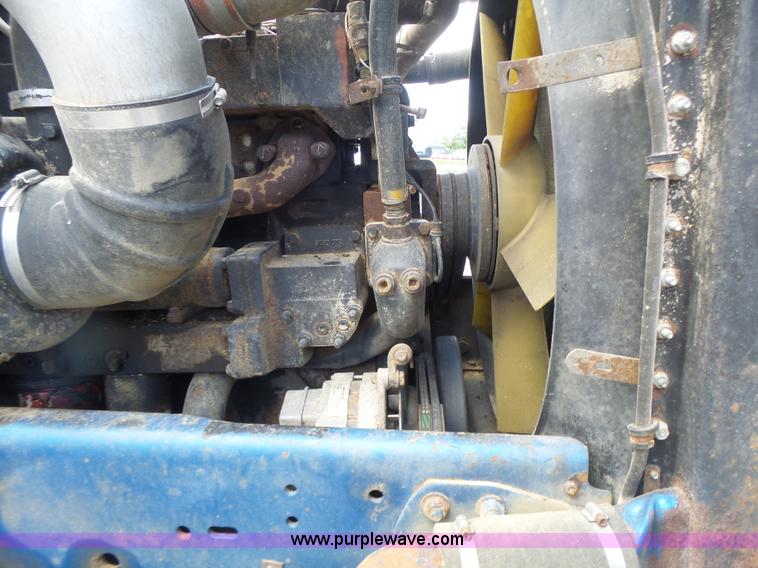 image for item L6213 1995 Freightliner FLD feed delivery truck