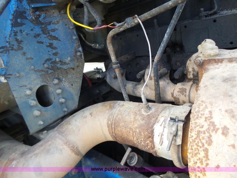 image for item L6213 1995 Freightliner FLD feed delivery truck