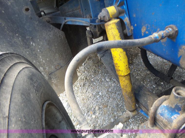 image for item L6213 1995 Freightliner FLD feed delivery truck