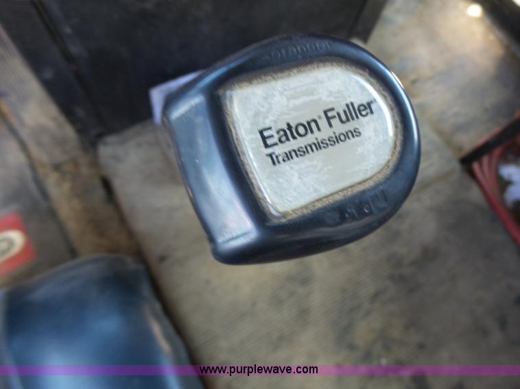 image for item L6213 1995 Freightliner FLD feed delivery truck