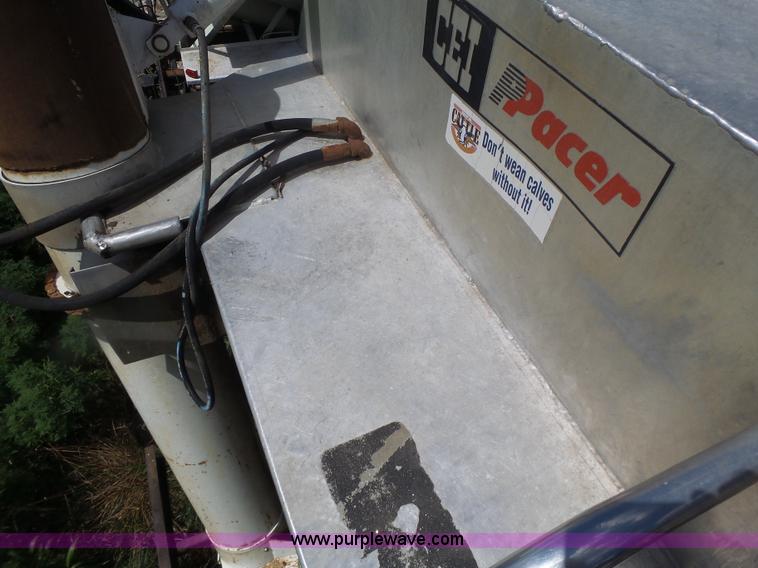 image for item L6213 1995 Freightliner FLD feed delivery truck