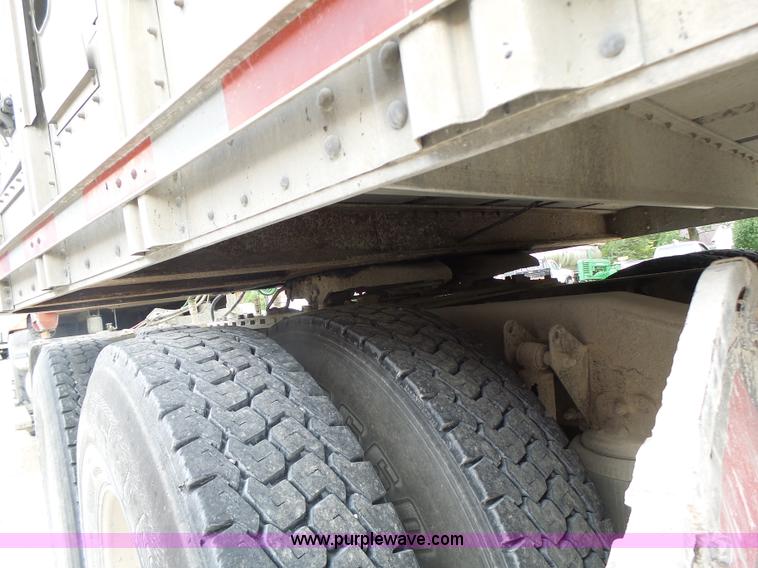 image for item L6242 1997 Wilson PSDCL-302CC livestock equipment