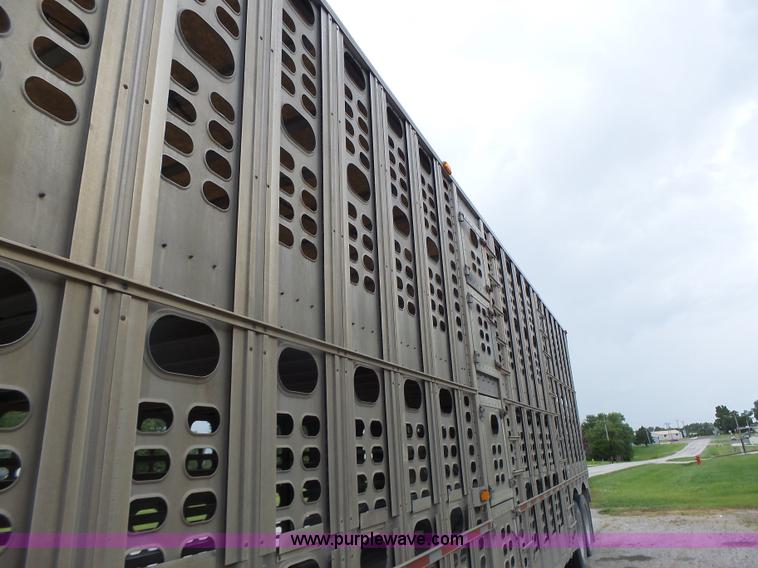 image for item L6242 1997 Wilson PSDCL-302CC livestock equipment