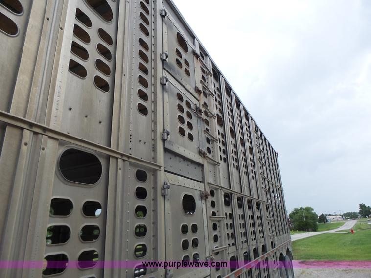 image for item L6242 1997 Wilson PSDCL-302CC livestock equipment