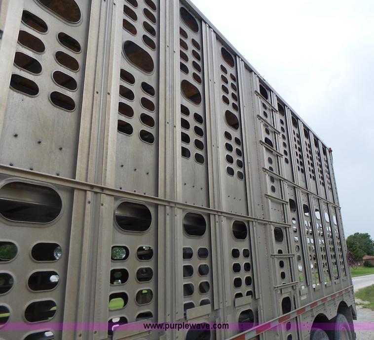 image for item L6242 1997 Wilson PSDCL-302CC livestock equipment