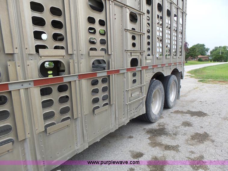 image for item L6242 1997 Wilson PSDCL-302CC livestock equipment