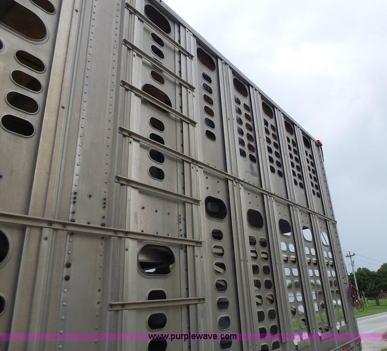 image for item L6242 1997 Wilson PSDCL-302CC livestock equipment