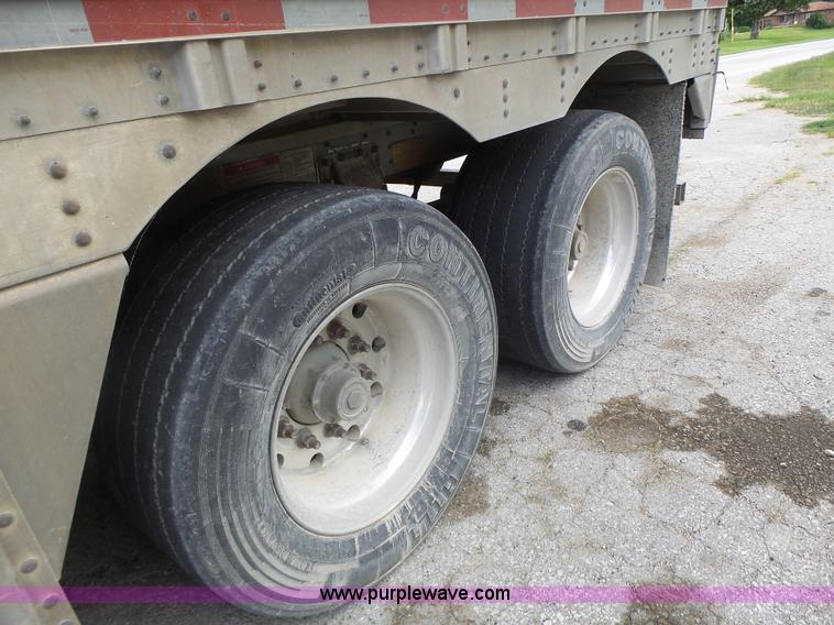 image for item L6242 1997 Wilson PSDCL-302CC livestock equipment