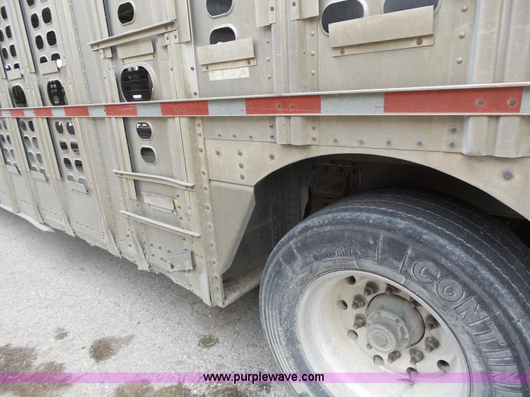 image for item L6242 1997 Wilson PSDCL-302CC livestock equipment