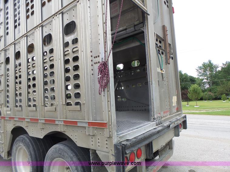 image for item L6242 1997 Wilson PSDCL-302CC livestock equipment