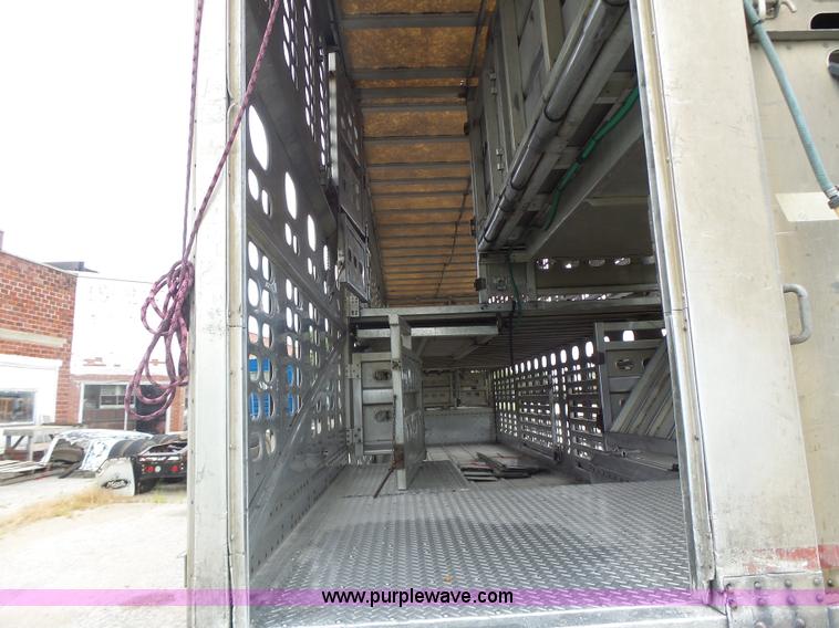 image for item L6242 1997 Wilson PSDCL-302CC livestock equipment