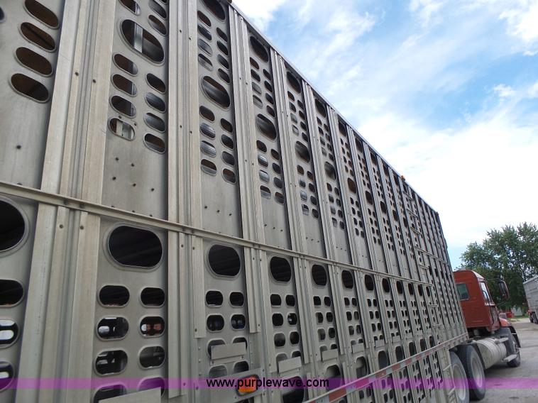 image for item L6242 1997 Wilson PSDCL-302CC livestock equipment