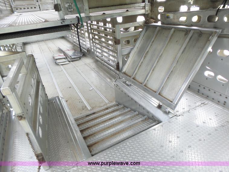 image for item L6242 1997 Wilson PSDCL-302CC livestock equipment