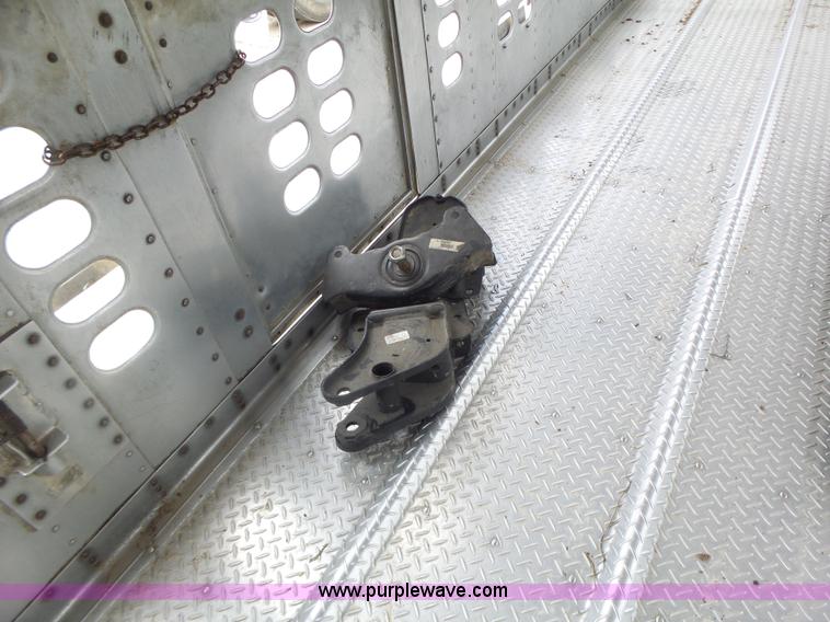 image for item L6242 1997 Wilson PSDCL-302CC livestock equipment