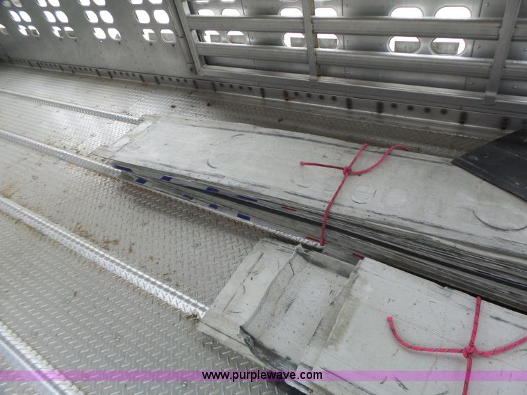 image for item L6242 1997 Wilson PSDCL-302CC livestock equipment