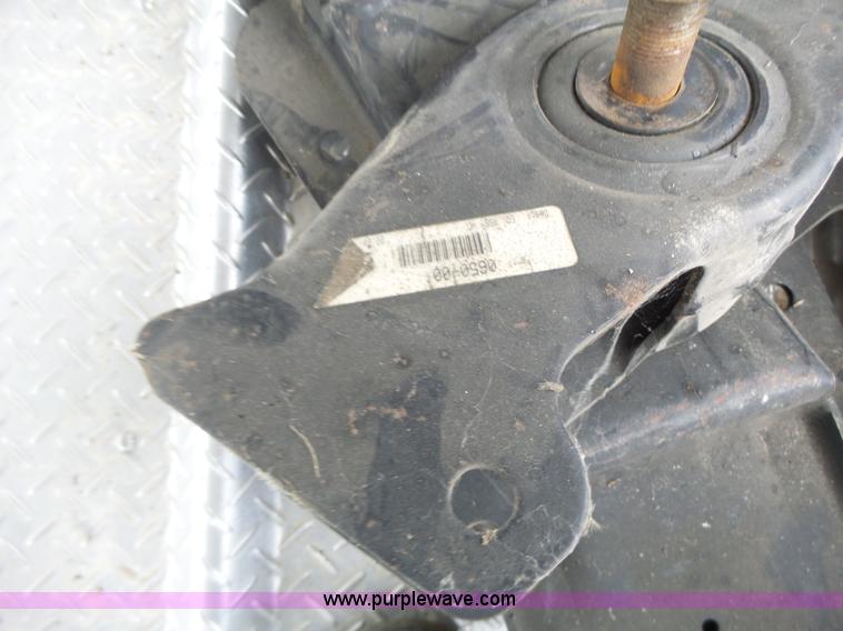 image for item L6242 1997 Wilson PSDCL-302CC livestock equipment