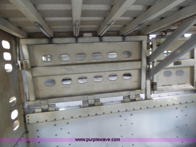 image for item L6242 1997 Wilson PSDCL-302CC livestock equipment