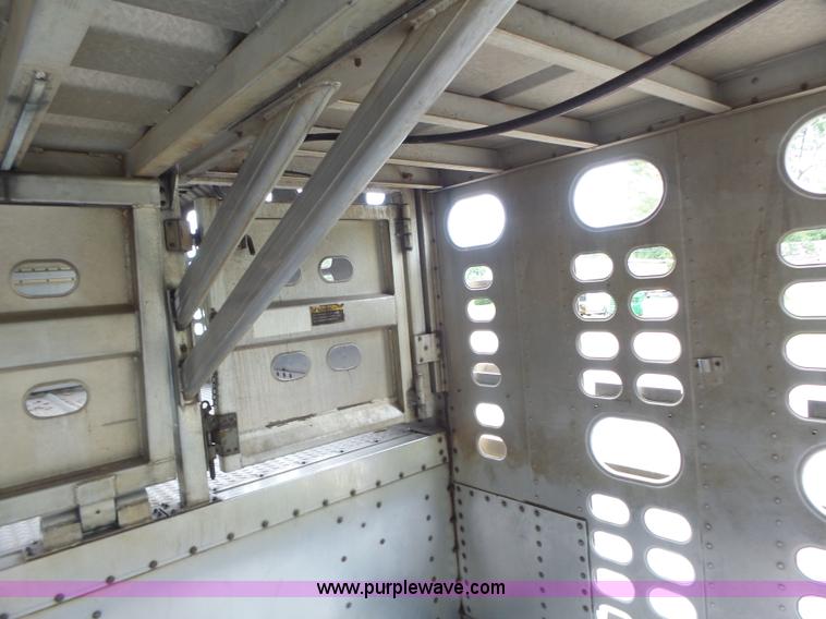 image for item L6242 1997 Wilson PSDCL-302CC livestock equipment